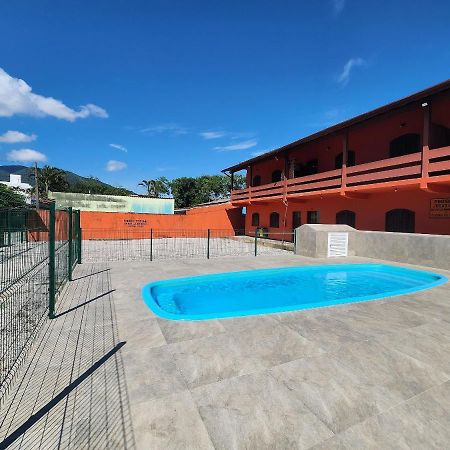 0001.05 - Maranduba - Apto - 2 Dormitorio - 8 Pessoas - 2 Quadras Do Mar - Piscina - Wi-Fi Ubatuba Luaran gambar