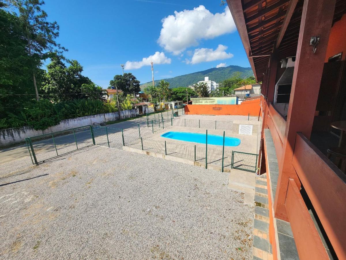 0001.05 - Maranduba - Apto - 2 Dormitorio - 8 Pessoas - 2 Quadras Do Mar - Piscina - Wi-Fi Ubatuba Luaran gambar